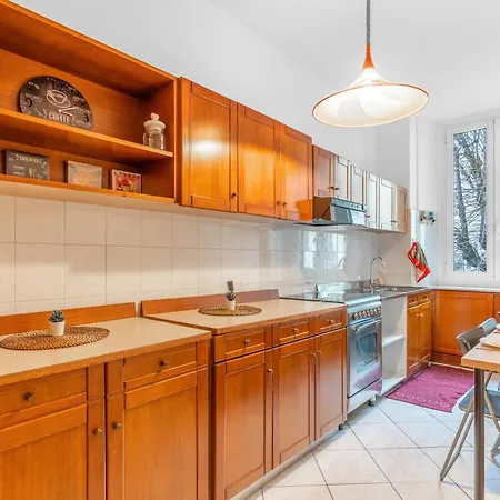 Apartamento Mo109 - Loreto - Duomo- Large -